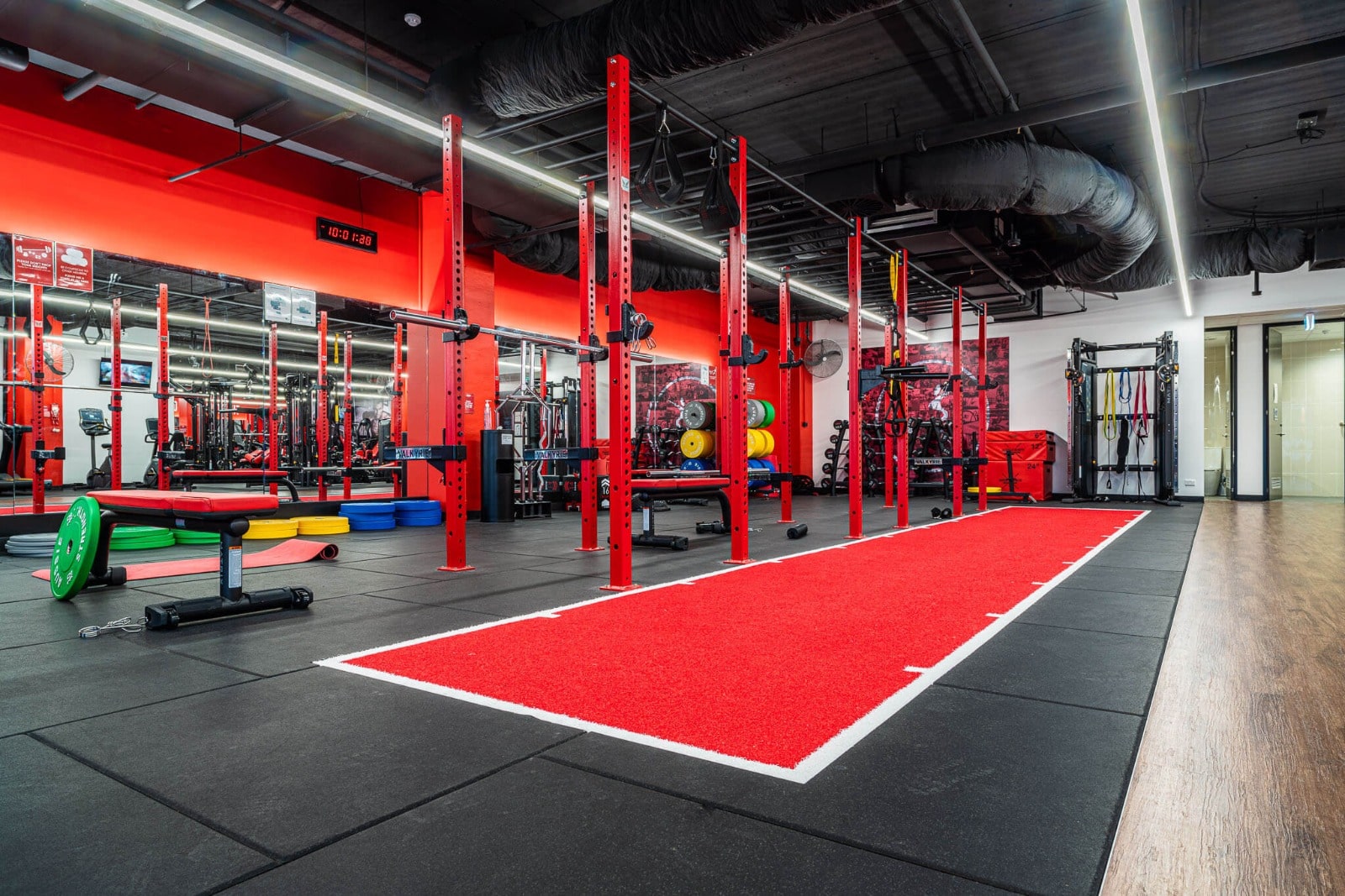 Commercial strength gym turf flooring - Phoenix Strength