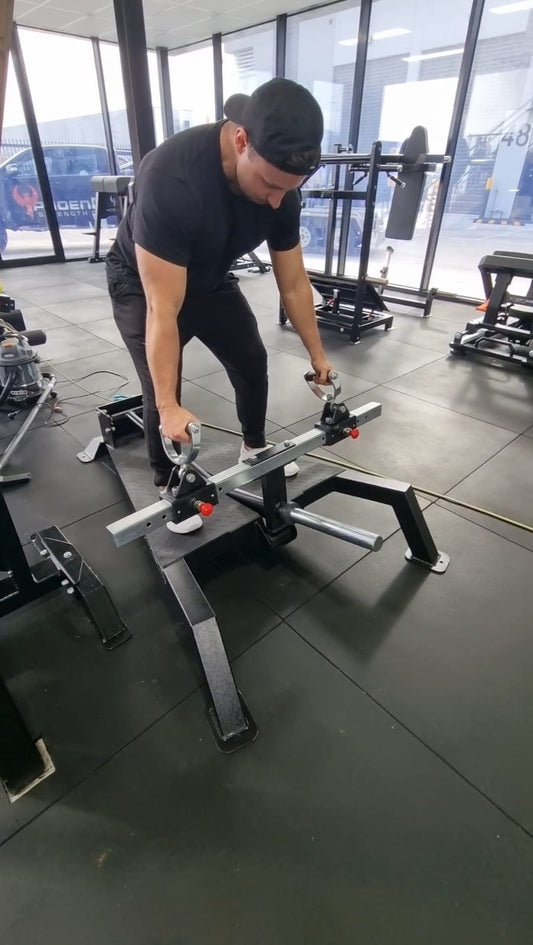 T Bar Row machine